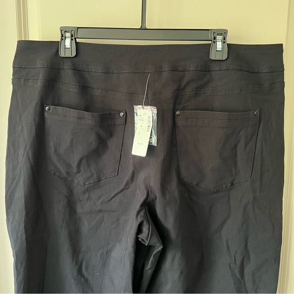 NWT Addition Elle perfect fit pull on black pants straight leg size 18 regular - Picture 8 of 12